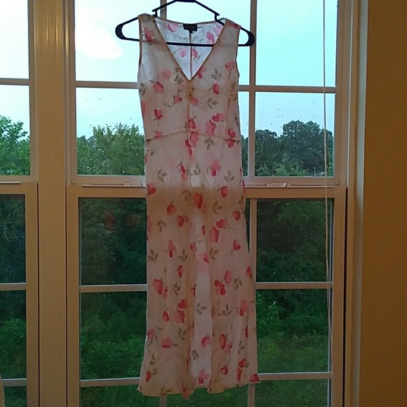 Dress - Picture 1 of 3